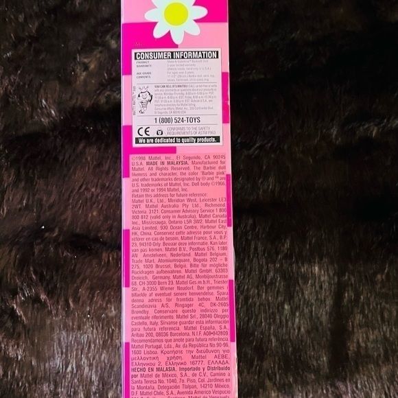 Make A Valentine Barbie Doll - NRFB/NIB - Picture 4 of 5